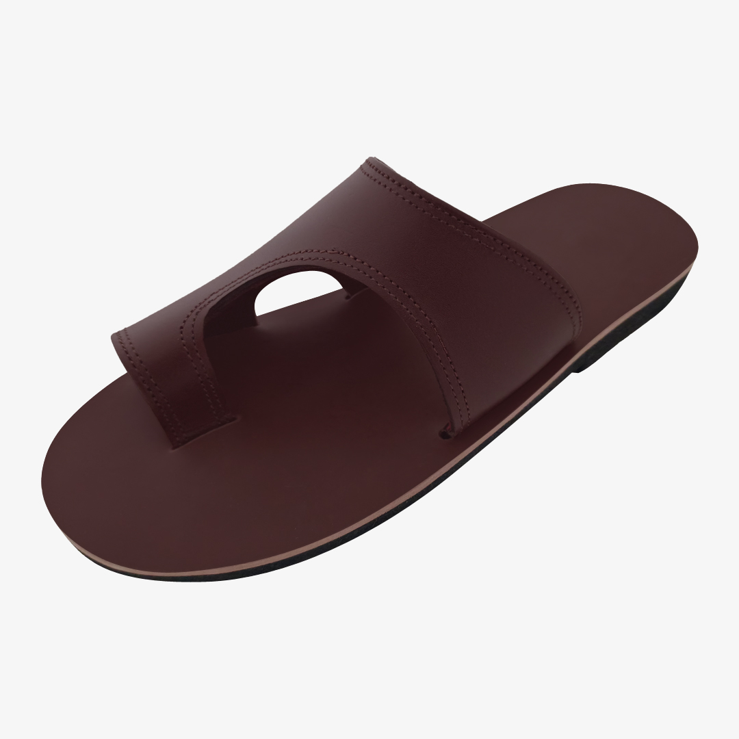 leefox chappals price